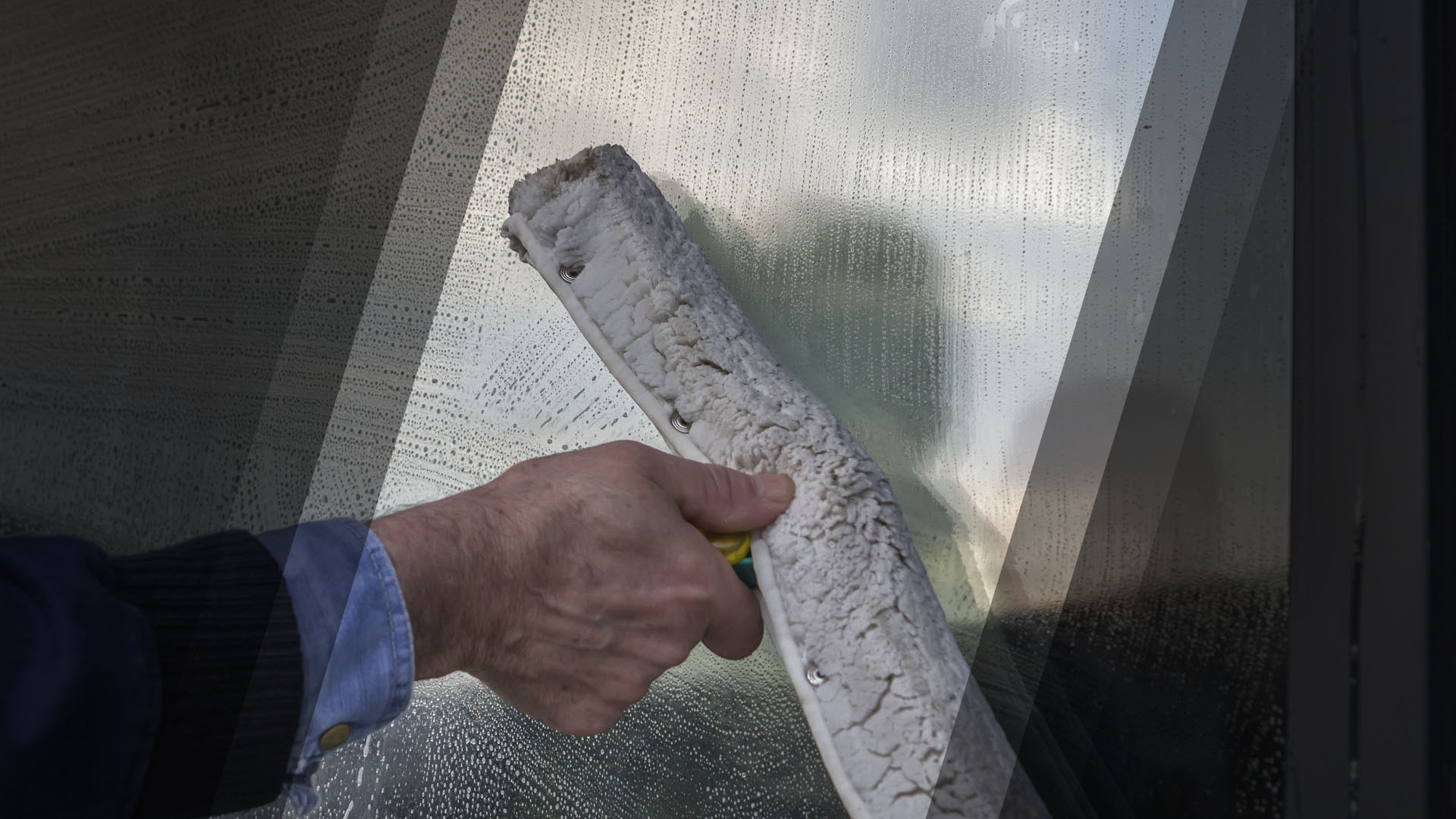 Window washing commercial cleaning services